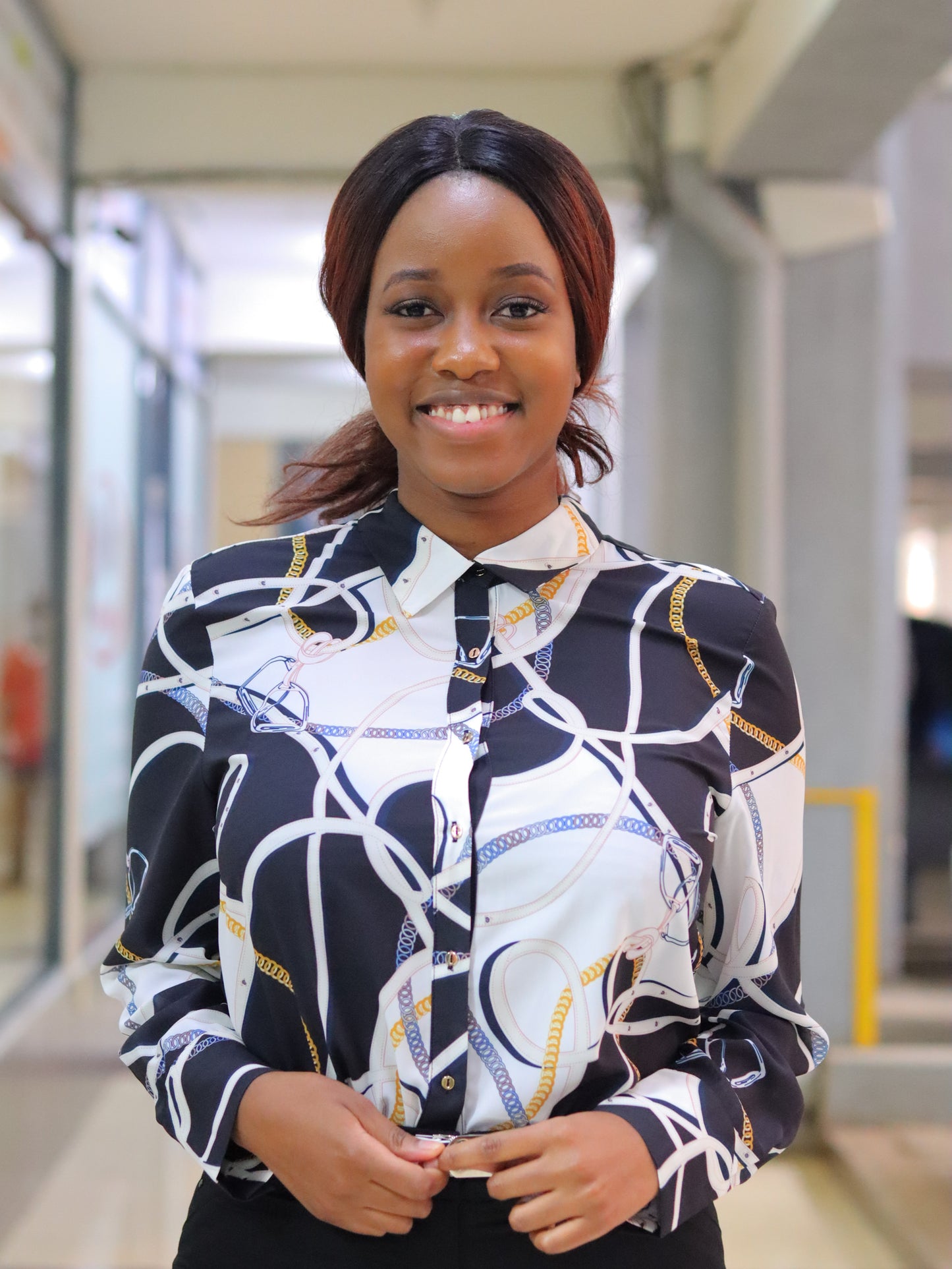 Chain Print Black Collared Blouse