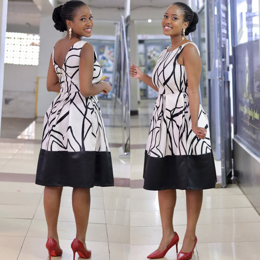 Closet Contrast Hem Sketchy Print Skater